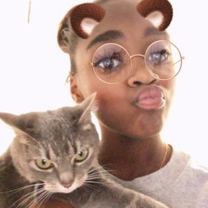 Meet your Posher, Tia